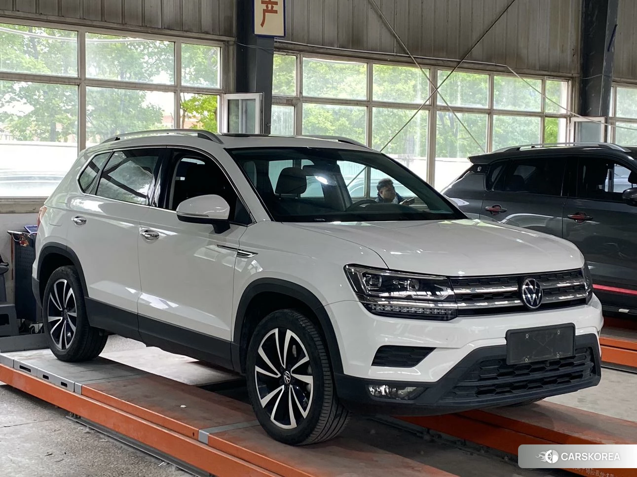 Volkswagen Tuyue 2020 Белый из Китая, фото 3