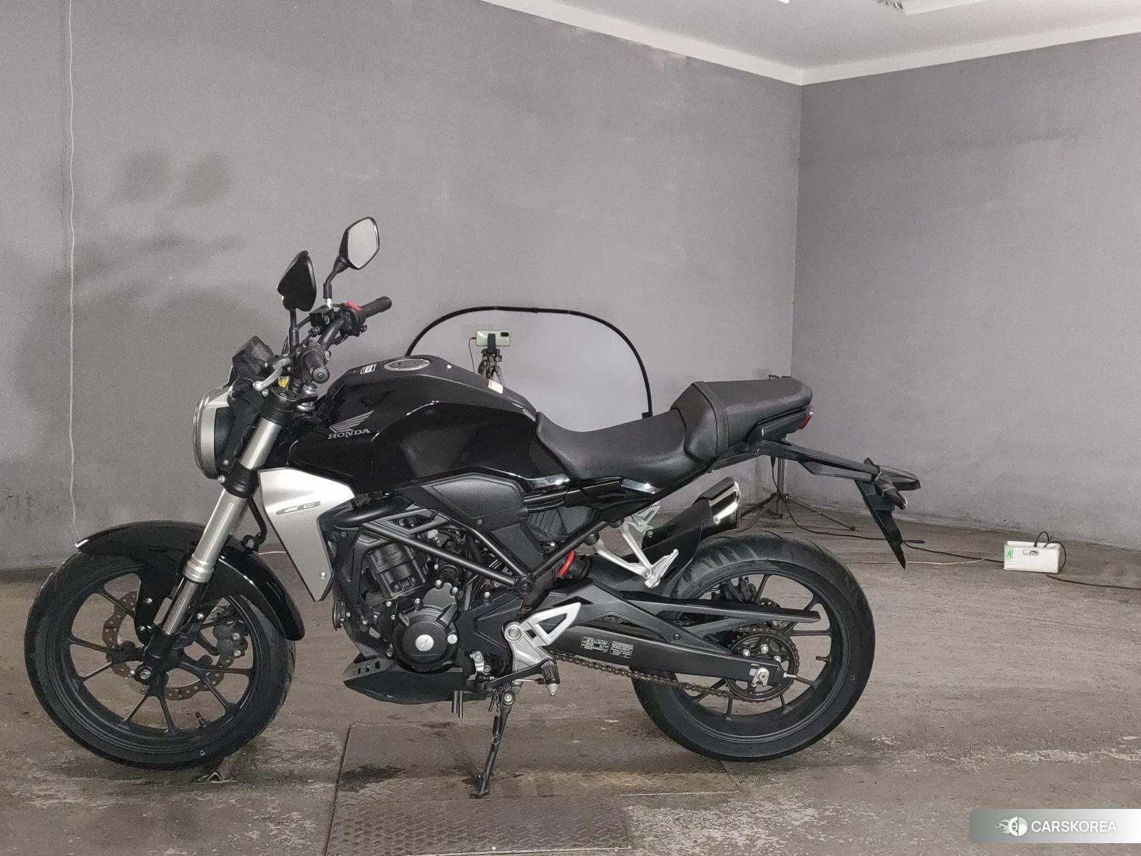 Проданный Honda CB250R id 3950010 из Японии, фото 2