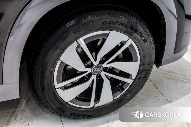 Audi Q6 id 4328847 из Китая 23
