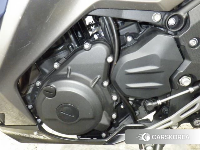 Engine photo