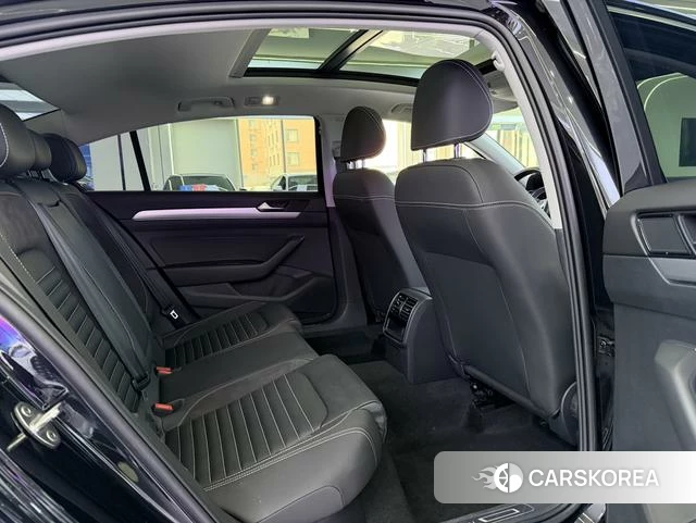 Volkswagen Magotan 2021 Черный из Китая, фото 5