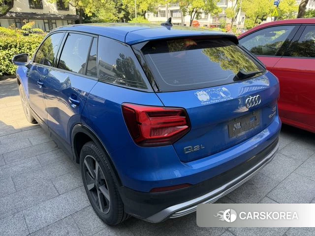 Audi Q2L e-tron 2021 Синий из Китая, фото 3