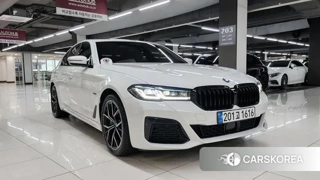 BMW 5 Series (G30) id 3036651 из Кореи 13