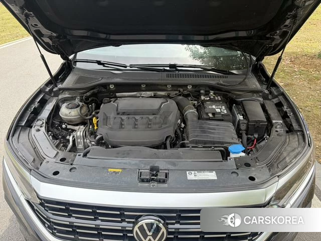 Volkswagen Passat id 4265599 из Китая 16