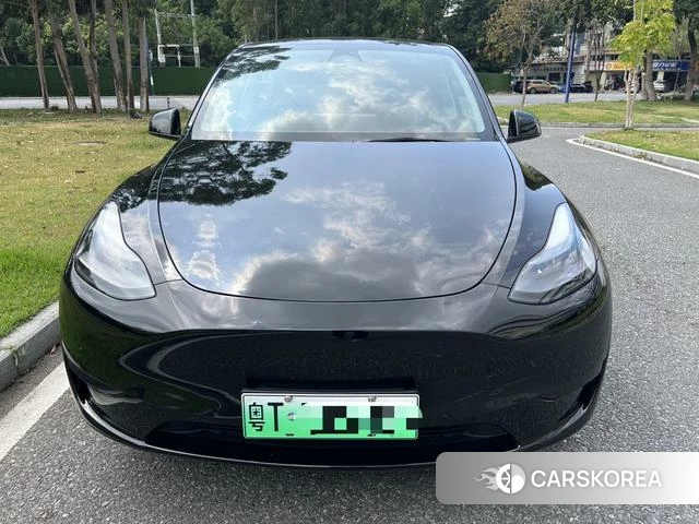 Tesla Model Y 2022 Черный из Китая, фото 3