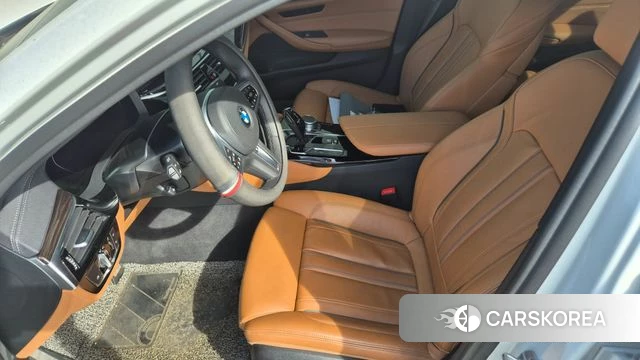 BMW 5 Series (G30) 2021 Белый из Кореи, фото 3