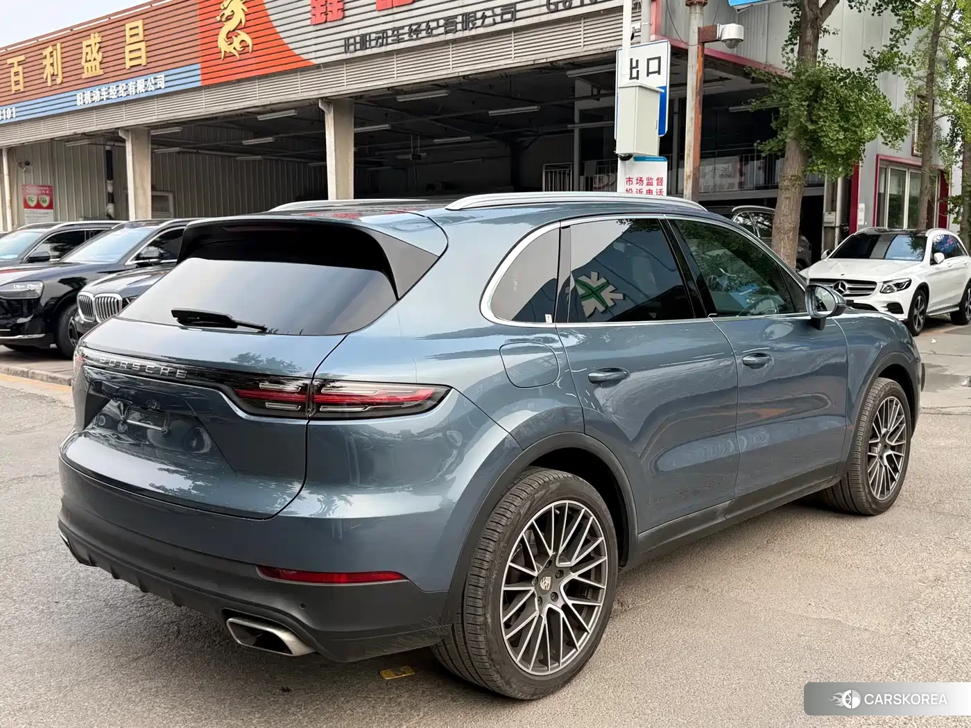 Porsche Cayenne id 4539363 из Китая 10