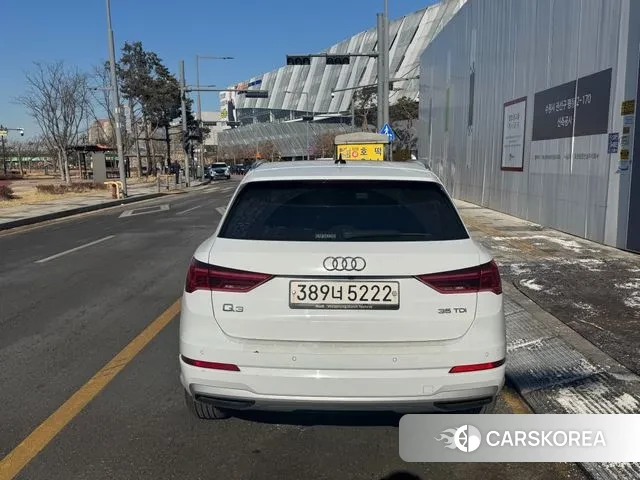 Audi Q3 (F3) 2020 Белый из Кореи, фото 5