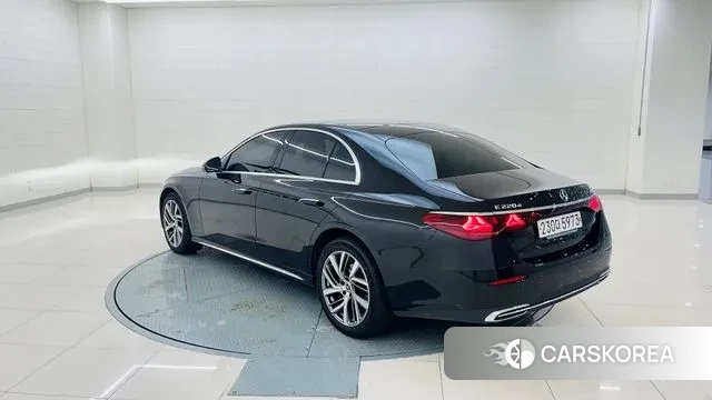 Mercedes-Benz E-Class W214 id 3036266 из Кореи 13