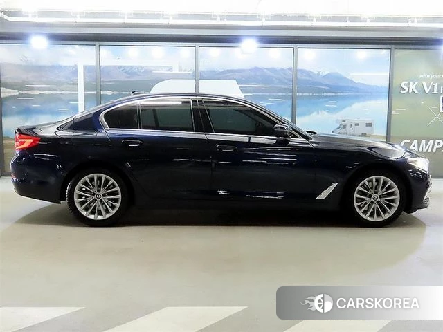 BMW 5 Series (G30) id 4310413 из Кореи 13