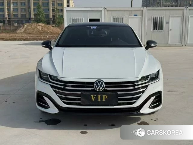 Volkswagen CC 2023 Белый из Китая, фото 3