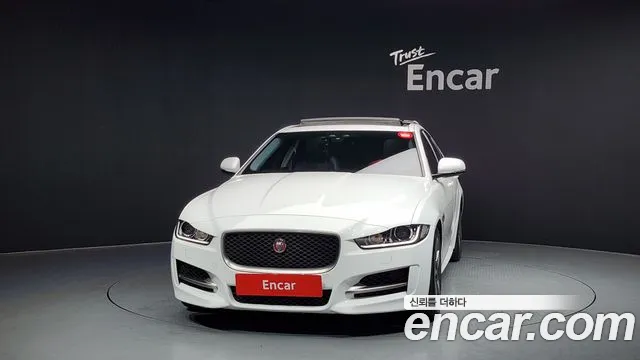 Jaguar XE id 2761721 из Кореи 13