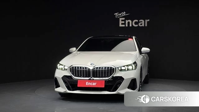 BMW 5 Series (G60) id 4665125 из Кореи 23