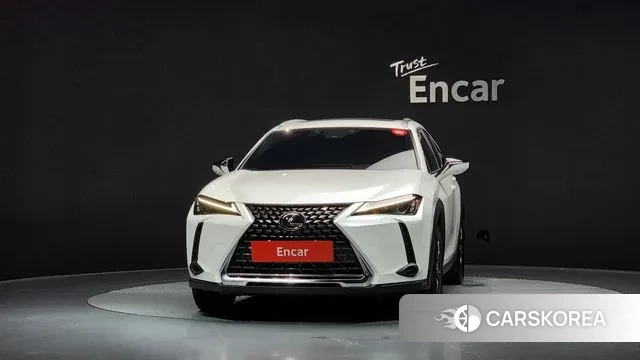 Lexus UX250h id 3031480 из Кореи 13