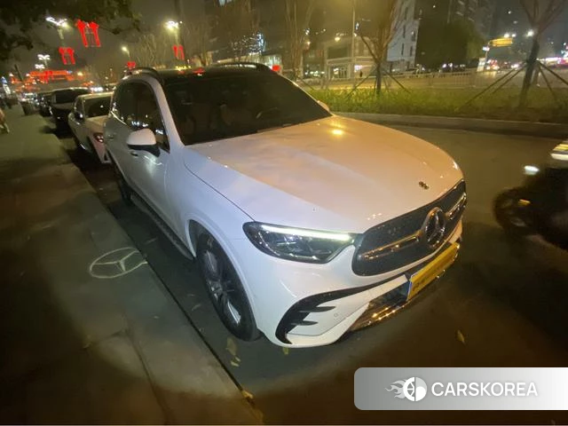 Mercedes-Benz GLC 2024 Белый из Китая, фото 3