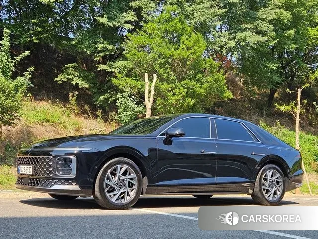 Hyundai Grandeur (GN7) id 3058254 из Кореи 11