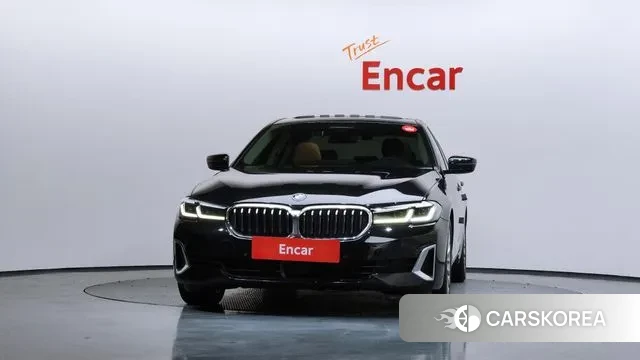 BMW 5 Series (G30) id 3463533 из Кореи 13