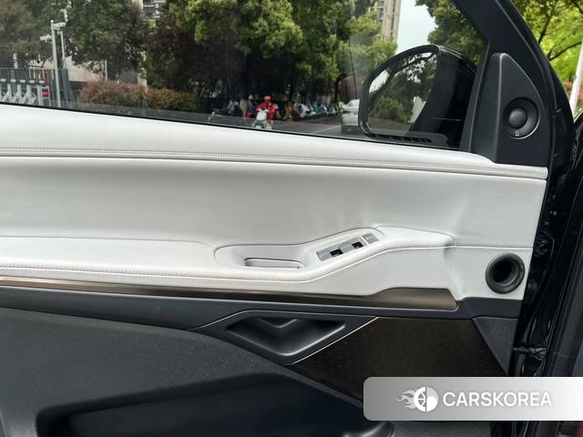 Lincoln Navigator id 4241752 из Китая 20