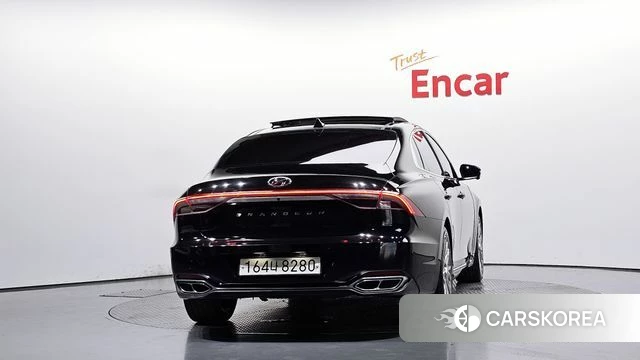 Hyundai The New Grandeur IG id 4698321 из Кореи 23