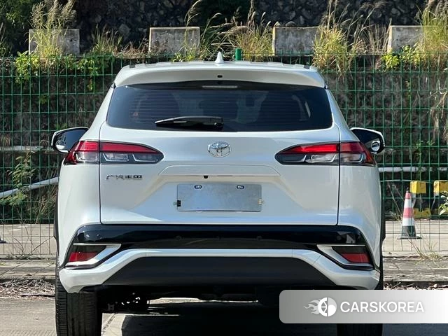 Toyota Fenglanda id 4291108 из Китая 16
