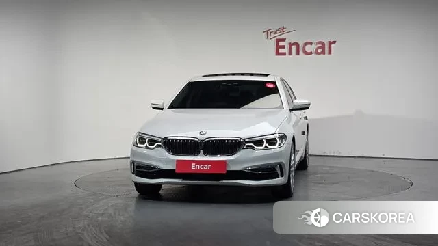 BMW 5 Series (G30) id 3494414 из Кореи 13