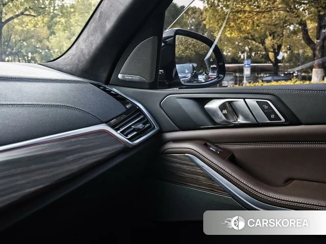 BMW X5 id 4209569 из Китая 23