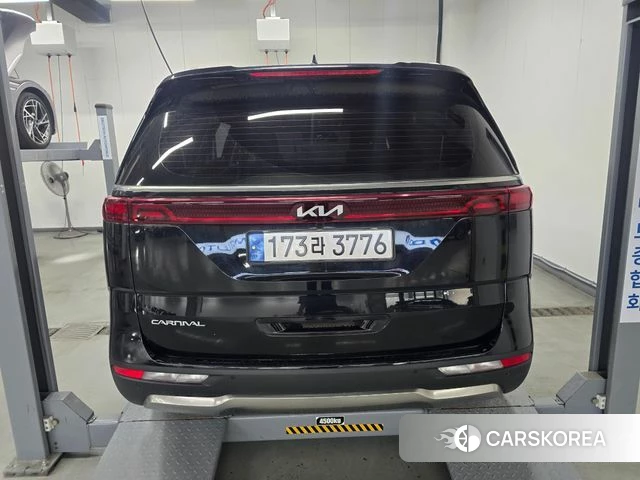 Kia Carnival 4th generation 2022 Черный из Кореи, фото 4