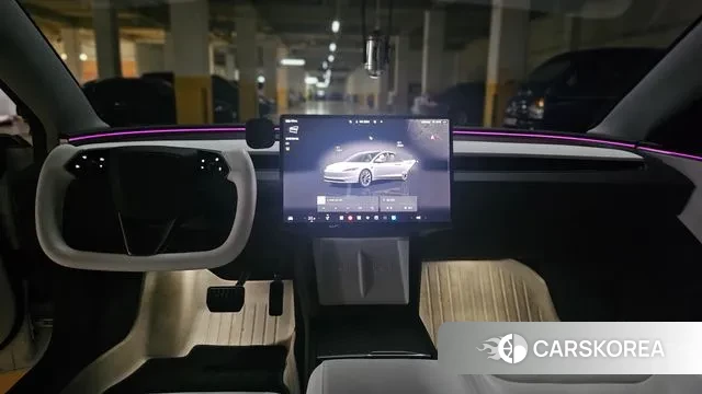 Tesla Model 3 2024 Белый из Кореи, фото 3