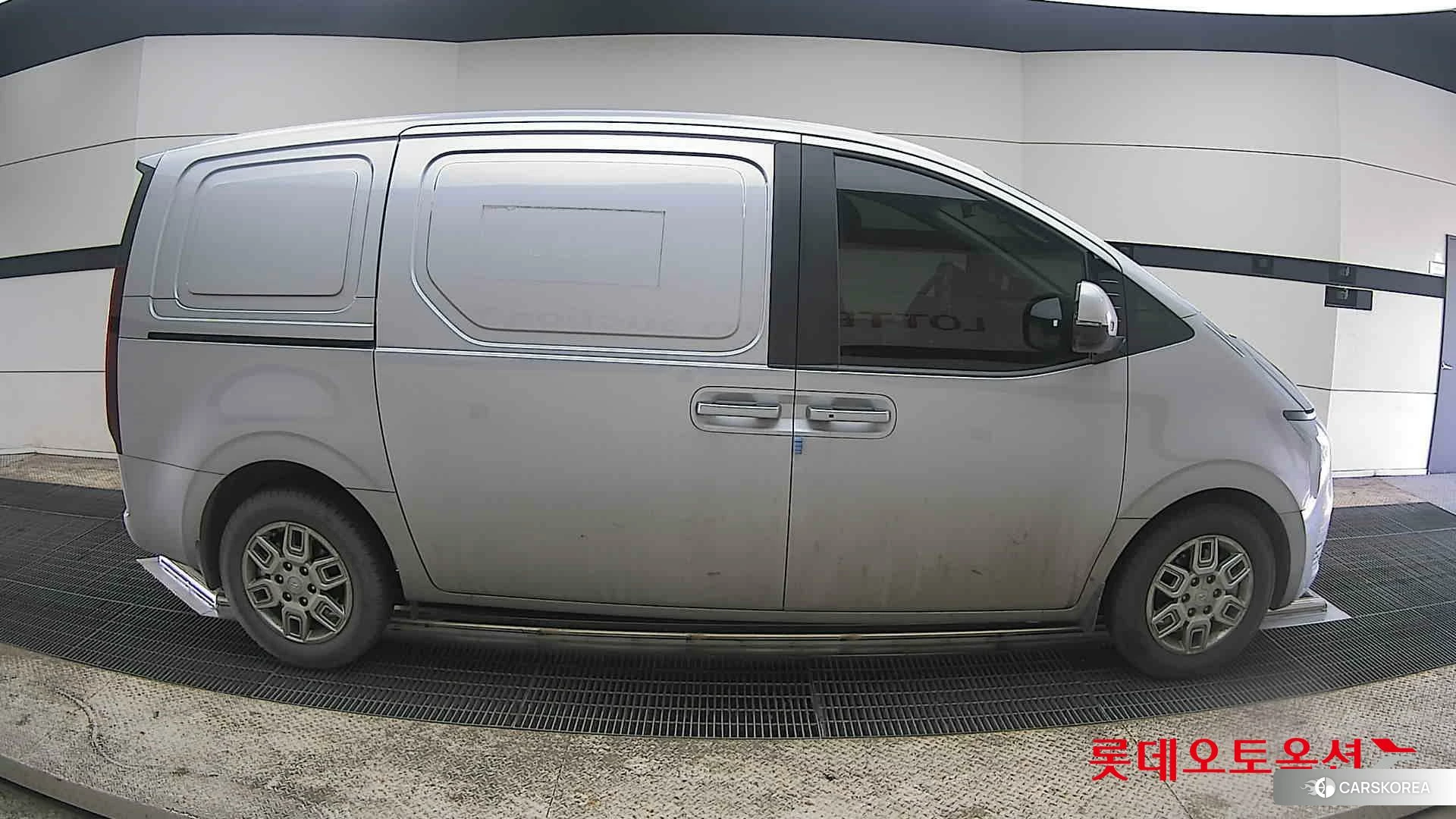 Hyundai Staria id 3881993 из Кореи 23