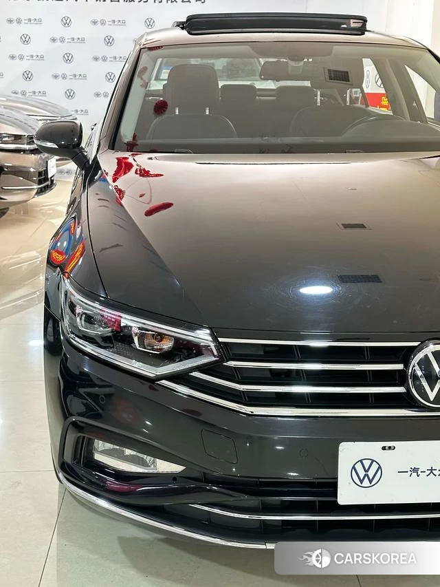 Volkswagen Magotan id 4271882 из Китая 23