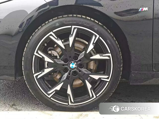BMW 2 series 2025 Черный из Китая, фото 3