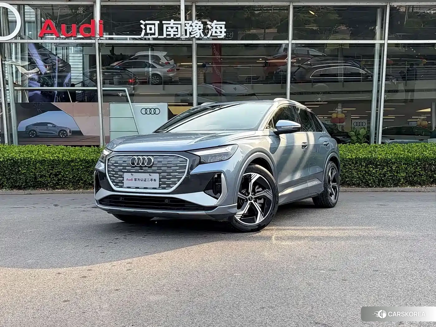 Audi Q4 2024 Синий из Китая, фото 5