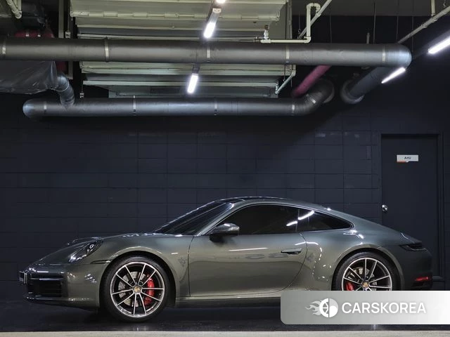 Porsche 911(992) id 4528340 из Кореи 13