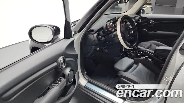 Mini Cooper id 2698979 из Кореи 13