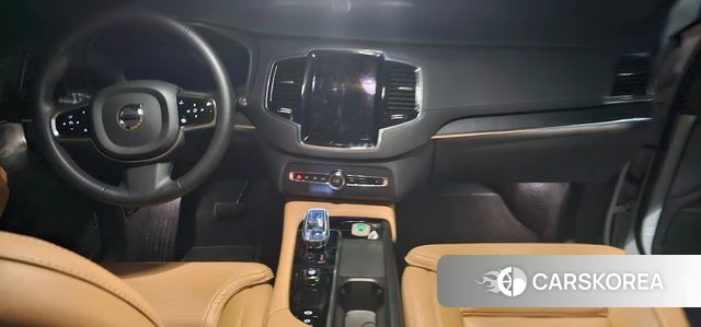 Volvo XC90 second Generation 2023 Белый из Кореи, фото 3