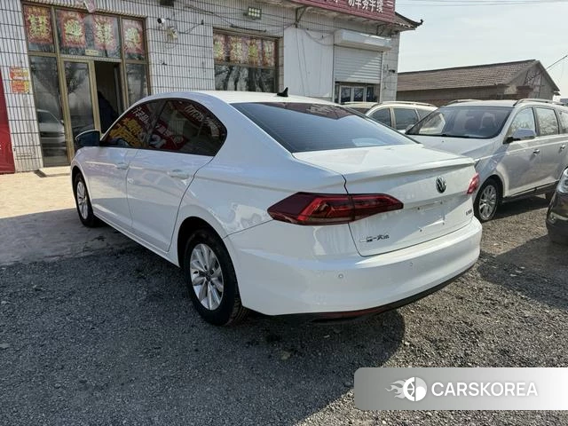 Volkswagen Bora 2022 Белый из Китая, фото 5