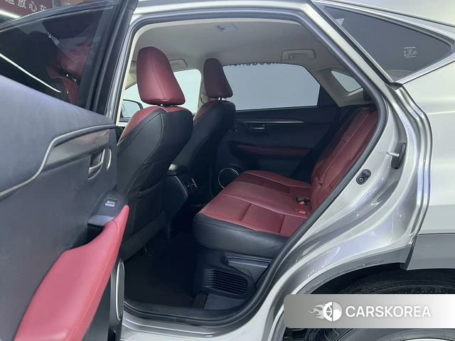 Lexus NX id 4277220 из Китая 14