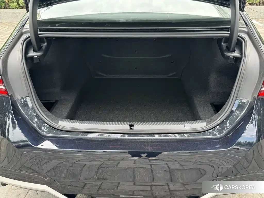 BMW 5 series id 4680682 из Китая 9