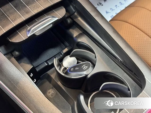 Mercedes-Benz E-class id 4290265 из Китая 16