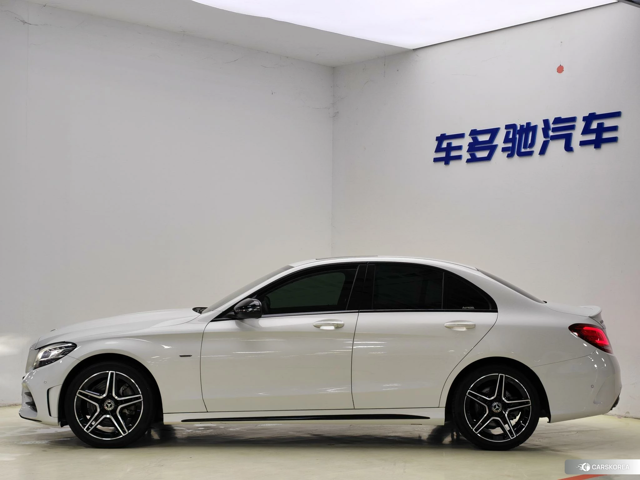 Mercedes-Benz Class C 2020 Белый из Китая, фото 3