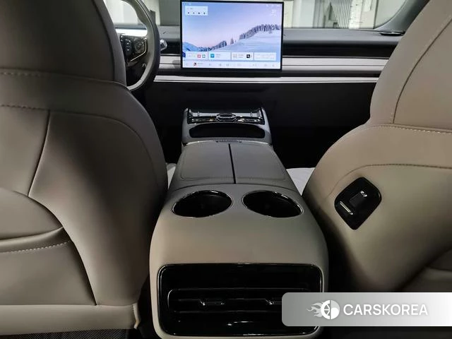 Geely Galaxy Galaxy Sparkle 8 PHEV id 4220909 из Китая 22