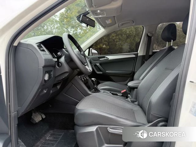 Volkswagen Tiguan L 2021 Белый из Китая, фото 6