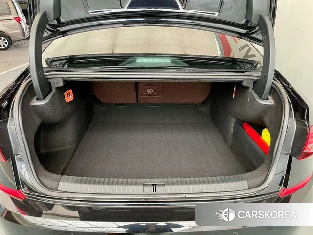 Volkswagen Passat id 4253872 из Китая 14