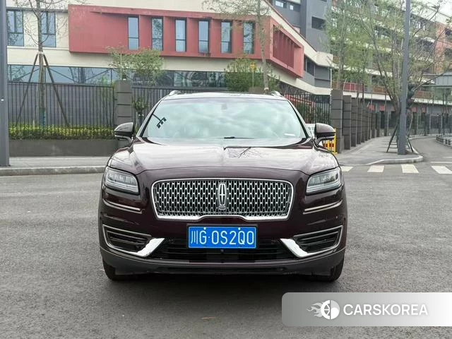 Lincoln Navigator (import) 2019 Красный из Китая, фото 5