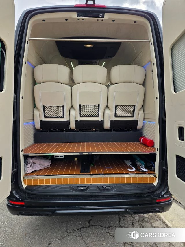 Mercedes-Benz Sprinter 2023 Черный из Кореи, фото 3