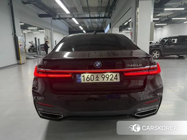 BMW 7 Series (G11) 2021 Черный из Кореи, фото 3