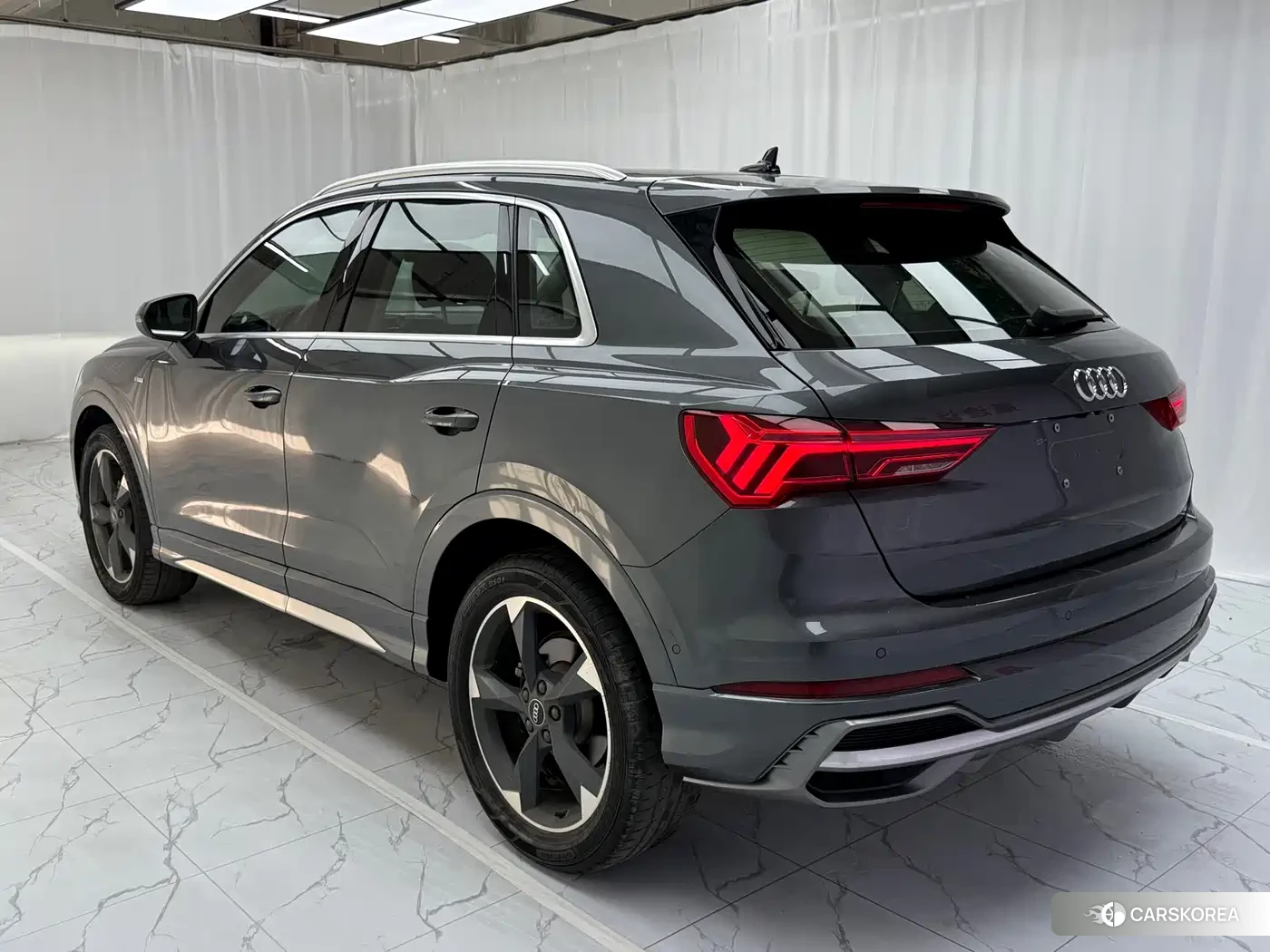 Audi Q3 2022 Silver/gray из Китая, фото 6