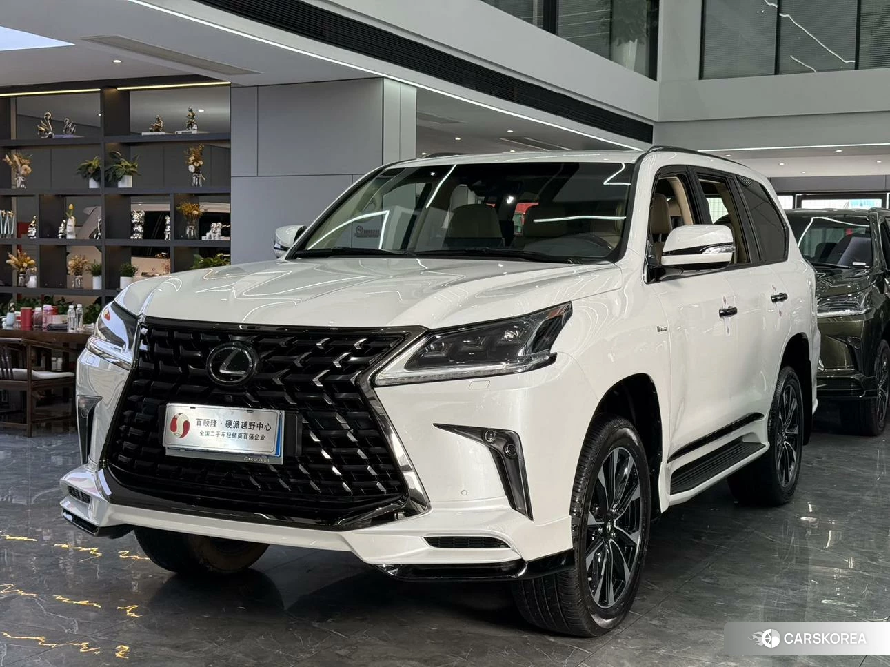 Lexus LX 2023 Белый из Китая, фото 4