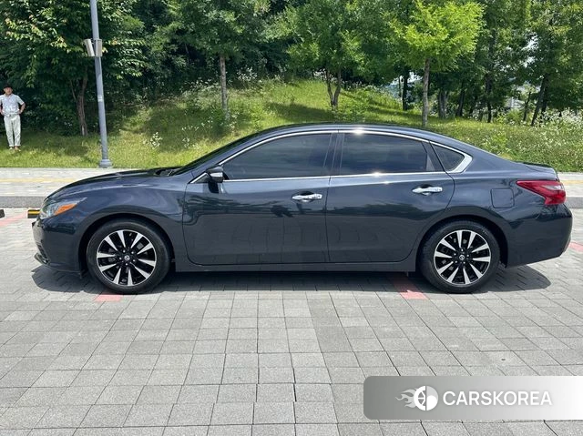 Nissan Altima id 4525895 из Кореи 13