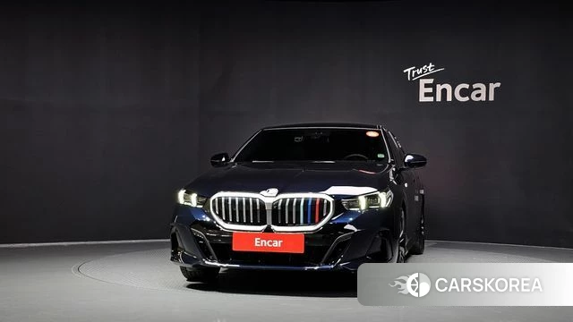 BMW 5 Series (G60) id 4834220 из Кореи 23